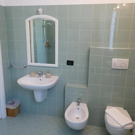Daire Pool Near Free Parking